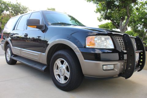 2003 Ford Expedition “TOW RIG”