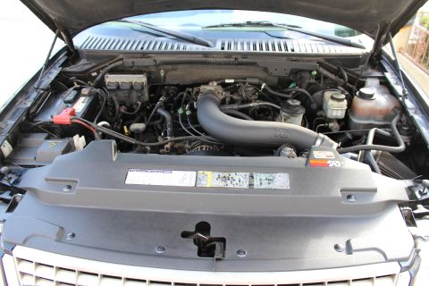 2003 Ford Expedition “TOW RIG”