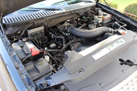 2003 Ford Expedition “TOW RIG”