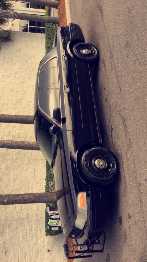 2005 Ford Crown Victoria “Bae”