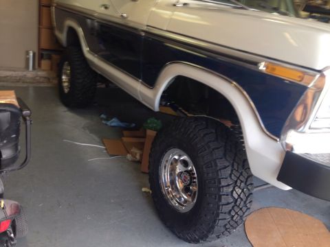 1978 Ford Bronco - This 1978 Ford Bronco features a two-tone paint scheme with white and blue sections.