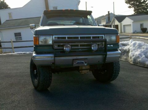 1990 Ford Bronco photo