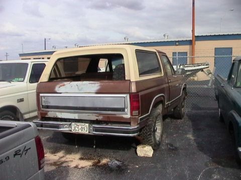 1985 Ford Bronco photo