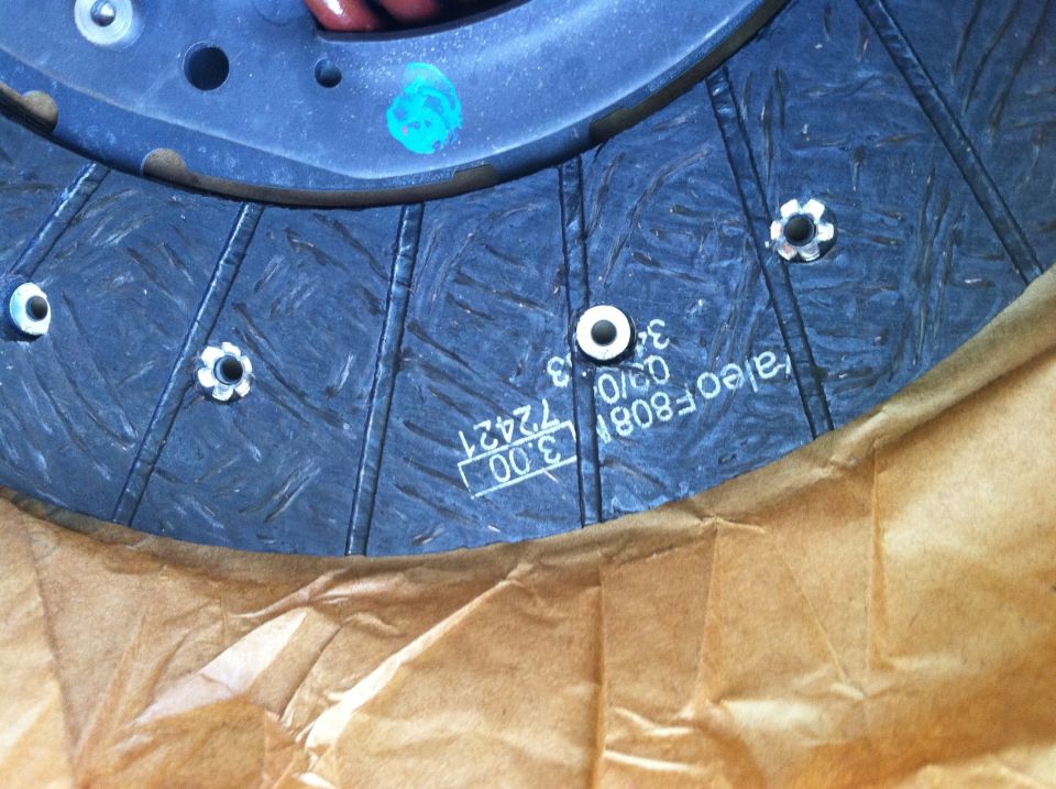 Clutch disc with Valeo F8081 part number and 03/10 date code