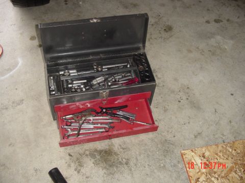 1987 Ford Bronco - my tools where starting to rust its been so long since i had to tear into the rig.