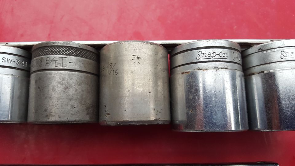 Snap-on socket set with 8/4-1 and 13/16 inch sockets visible