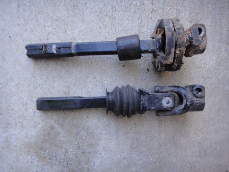 1988 Bronco steering column [top]
1990 Astro Van steering column [bottom]