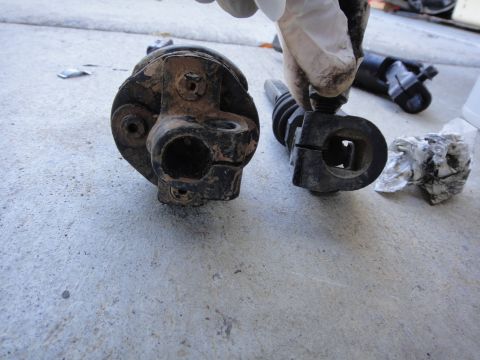 1988 Ford Bronco - 1988 Bronco steering column 1990 Astro Van steering column