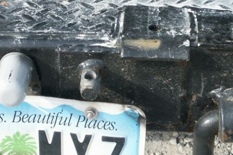 1990 Ford Bronco - Pin that holds swing arm to bumper. The pin is welded on the front and the back of the 1/2" plate for extra stranth, then the plate was wel…