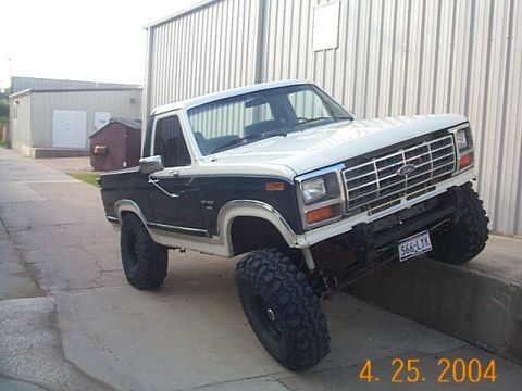 1986 Ford Bronco photo