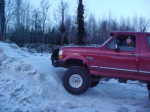 1995 Ford Bronco - ice climb1