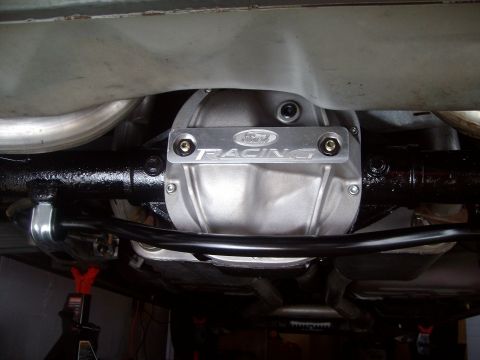 2004 Ford Crown Victoria - Addco swaybar on.