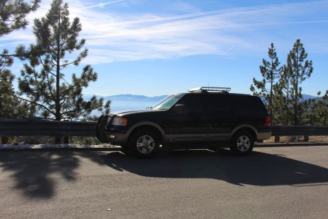 2003 Ford Expedition “TOW RIG”