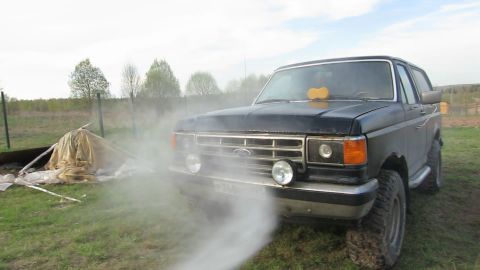 1987 Ford Bronco photo