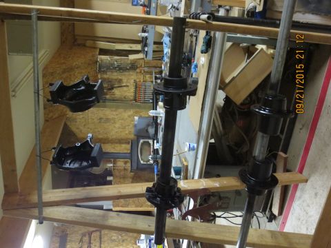 1986 Ford Bronco - make shift rack for the hubs and other small stuff