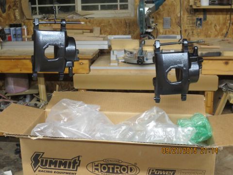 1986 Ford Bronco - had a caliper drop once already, so I rigged up these "redneck" airbags... with my luck they probably would have just bounced out…