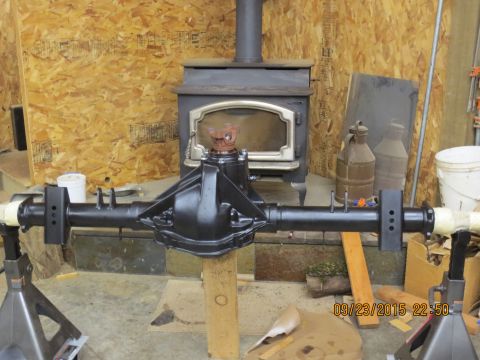 1986 Ford Bronco - last shot of the axle before it got sprayed with the top coat. perches and brackets are from ruff stuff.