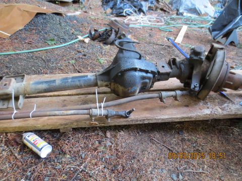 1986 Ford Bronco - Took my Dad and I over 4 hours to get this thing off the bed of the ranger and onto jack stands. In the future I think I'll pull some stuff…