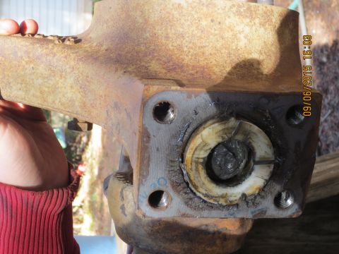 1986 Ford Bronco - doesn't look too good in there.