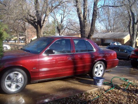 2004 Ford Crown Victoria