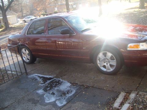 2004 Ford Crown Victoria