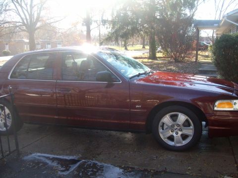 2004 Ford Crown Victoria