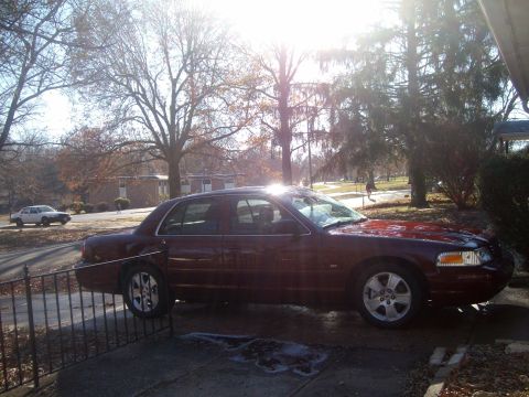 2004 Ford Crown Victoria
