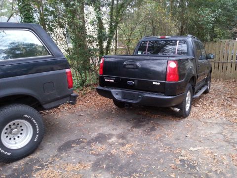 2001 Ford Explorer - sport trac paint plastic cladding