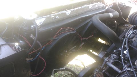 1990 Ford F-250 - after doing some trimming i got the fan installed and a relay kit wired up.
