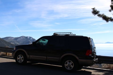 2003 Ford Expedition “TOW RIG”