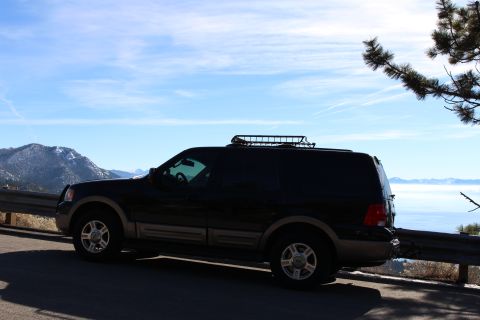 2003 Ford Expedition “TOW RIG”