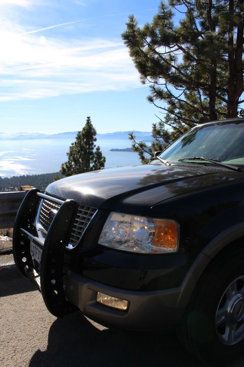 2003 Ford Expedition “TOW RIG”