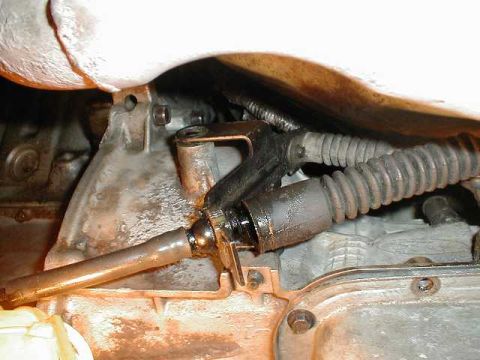 1991 Ford Crown Victoria LTD - Removed the linkage from transmission (other part)
