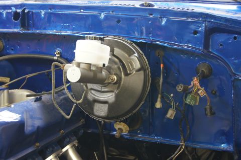 1979 Ford Bronco - Same master cylinder that's on my f-350 (1.25 bore), should work well with my larger f-250 rear wheel cylinders and 78 Thunderbird calipers.
