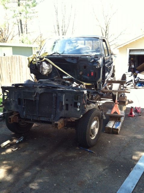 1995 Ford F-150 - And back to the redneck ingenuity for cab swap