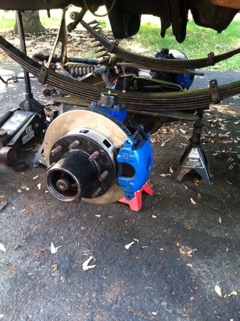 1995 Ford F-150 - d60 got a chevy 3/4 ton brake swap