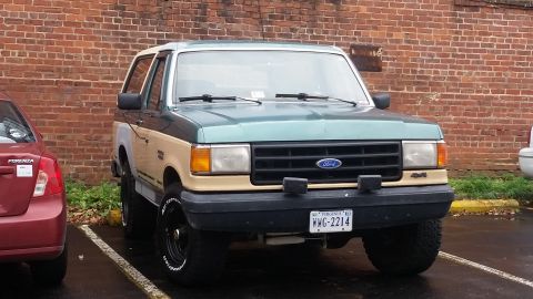 1989 Ford Bronco photo