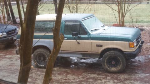 1989 Ford Bronco photo