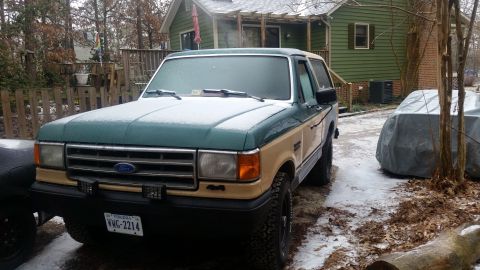 1989 Ford Bronco photo