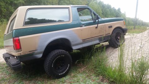 1989 Ford Bronco photo