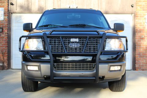 2003 Ford Expedition “TOW RIG”