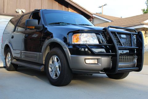2003 Ford Expedition “TOW RIG”