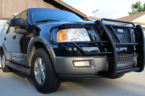 2003 Ford Expedition “TOW RIG”