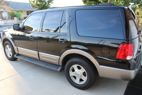 2003 Ford Expedition “TOW RIG”