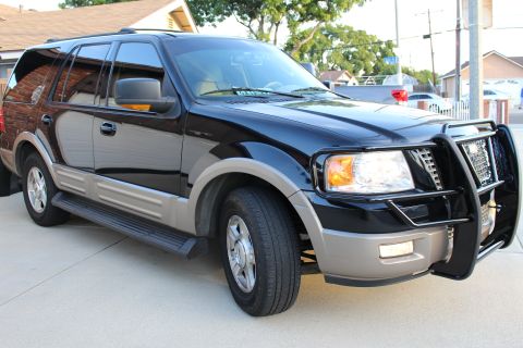 2003 Ford Expedition “TOW RIG”