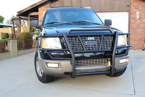 2003 Ford Expedition “TOW RIG”