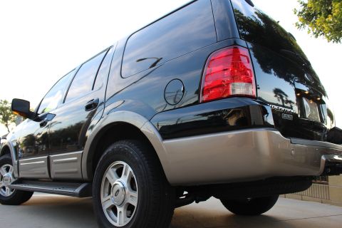 2003 Ford Expedition “TOW RIG”