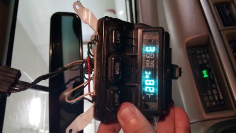 1995 Ford Bronco - Replaced overhead console module with another I found in the JY out of an Explorer (they use the same module).