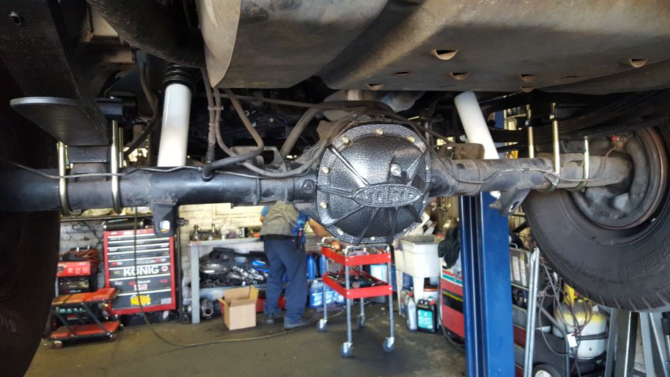 New BDS leaf springs and shocks. Rebuilt diff (not painted yet)