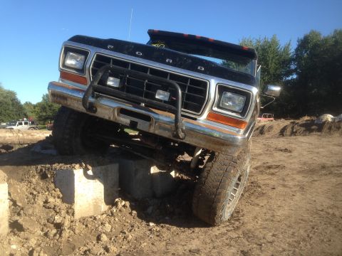 1979 Ford Bronco - This 1979 Ford Bronco is navigating an obstacle course with concrete blocks.